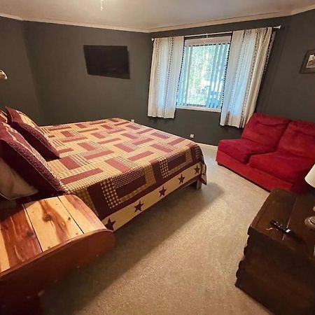 Cabin With Treehouse Views, 3 King Beds, 4 Bunks, And Large Hot Tub! Gatlinburg Exteriör bild