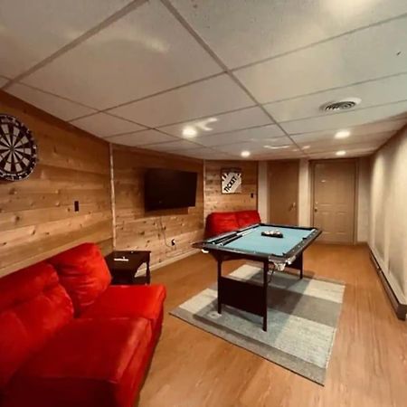 Cabin With Treehouse Views, 3 King Beds, 4 Bunks, And Large Hot Tub! Gatlinburg Exteriör bild